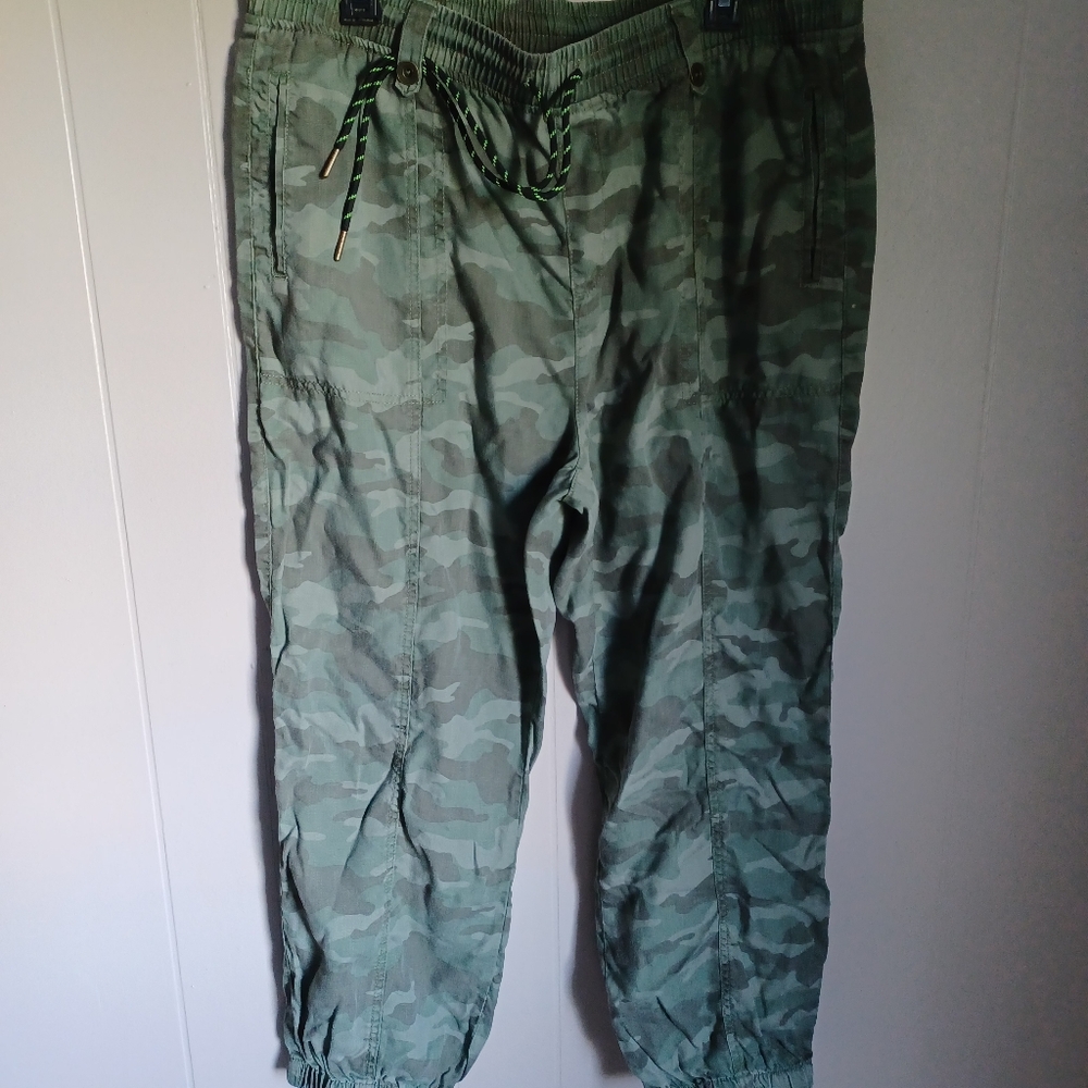 Knox rose Camo lightweight pants